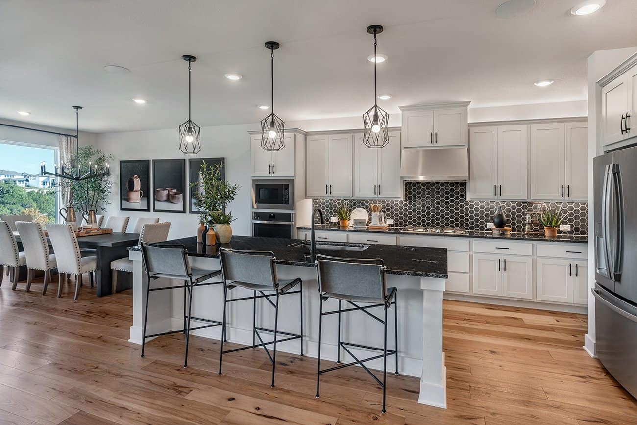 Travisso Larimar - Kitchen