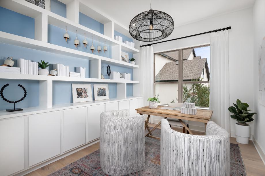 Travisso_Glenson_Office_1_920