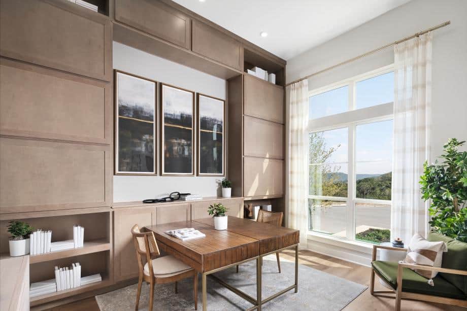 Travisso_Haywick_Office_1_920